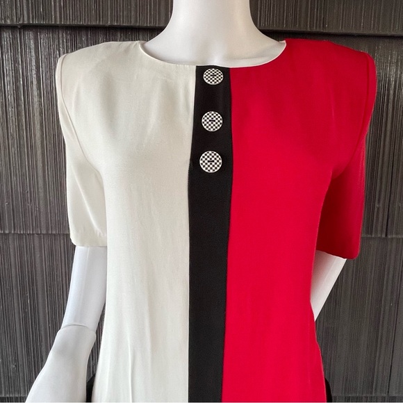 🔥Vintage Absolutely Two Toned Red & Black pleated Dress - Picture 6 of 12